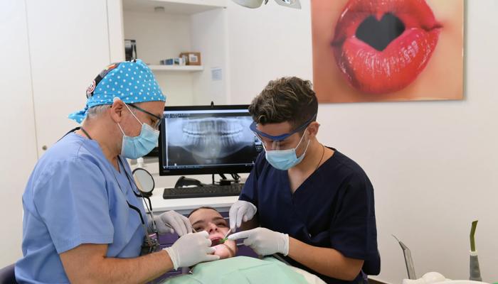 Assistente dentale AFC