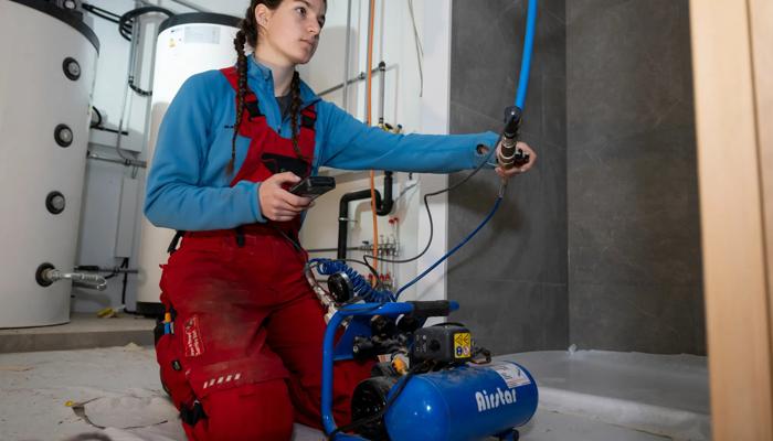Installatore/trice di impianti sanitari AFC