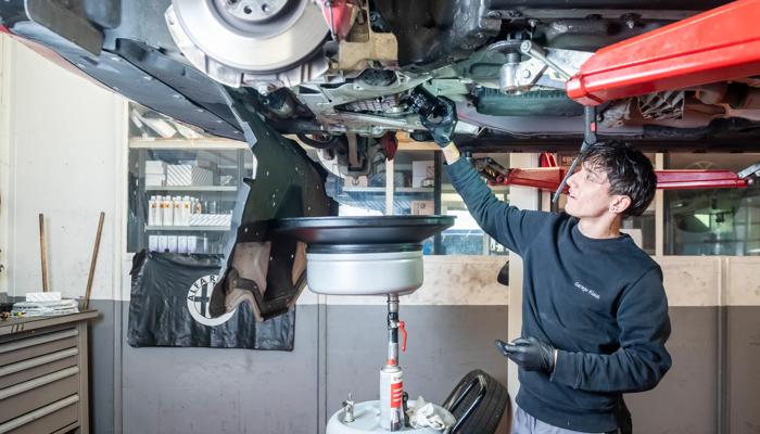 Assistente di manutenzione per automobili CFP