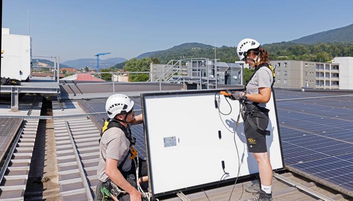 Solarinstallateur/​in EFZ